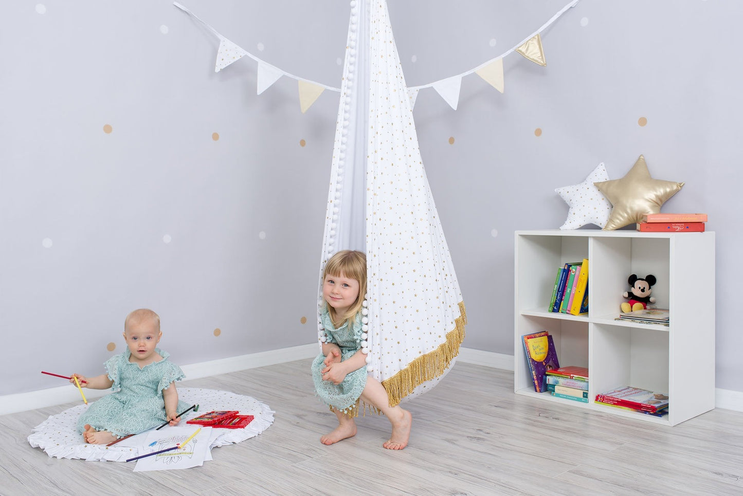 Hanging Cocoon Swing Star With Tassels
