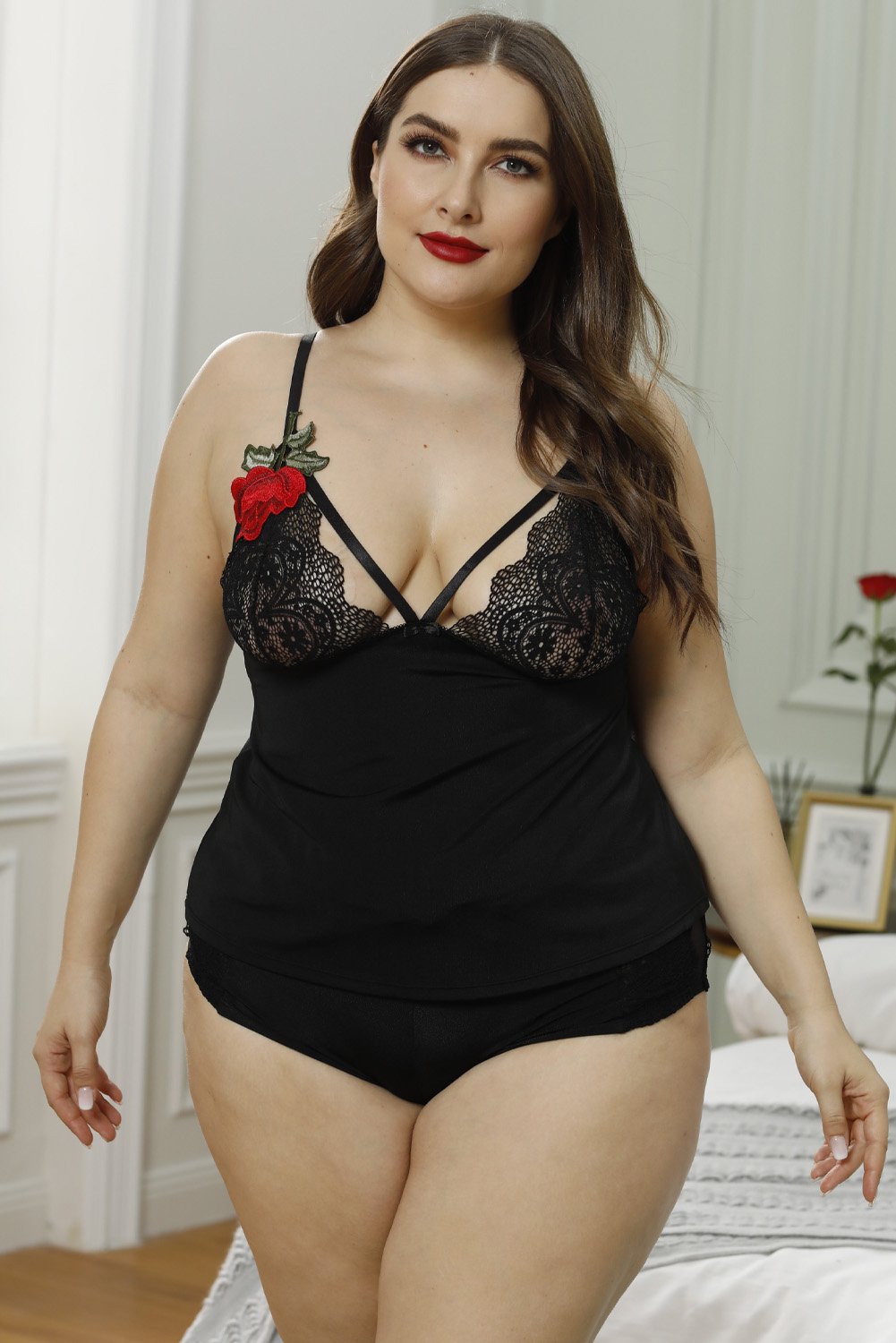 Plus Size Floral Embroidery Lace Cami Set